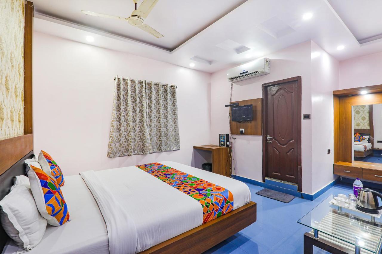 Fabhotel Astor Gaya Esterno foto
